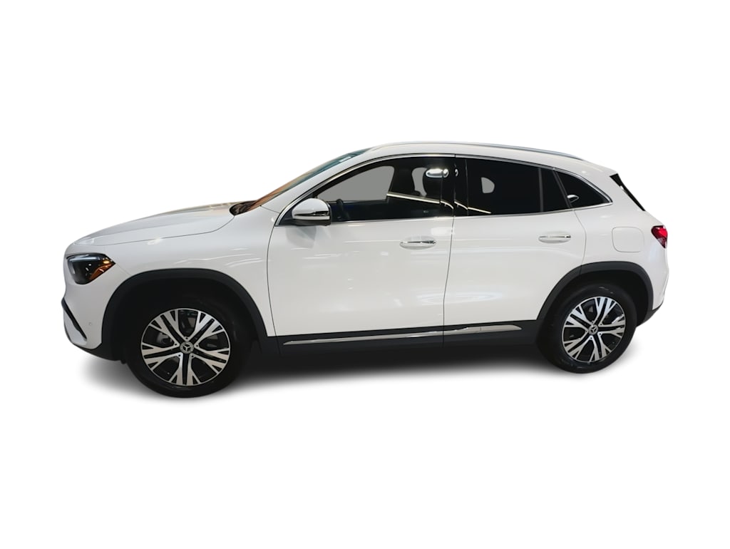 Thumbnail: 2026 Mercedes-Benz GLA - 3