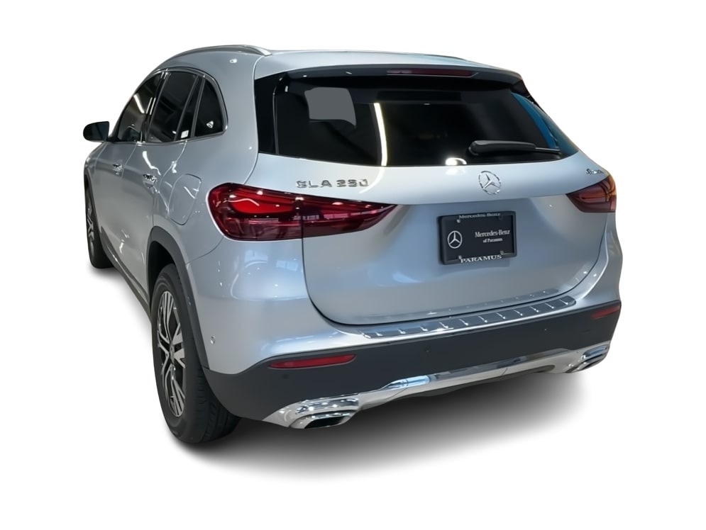 Thumbnail: 2024 Mercedes-Benz GLA - 4