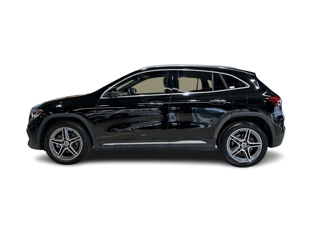 Thumbnail: 2023 Mercedes-Benz GLA - 28