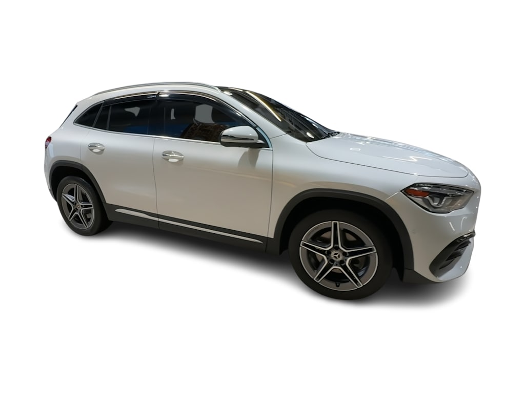 Thumbnail: 2023 Mercedes-Benz GLA - 19