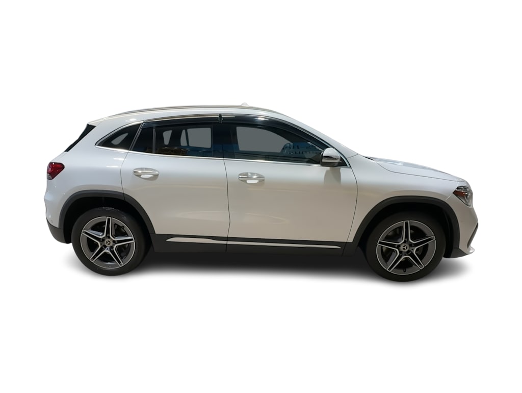 Thumbnail: 2023 Mercedes-Benz GLA - 18