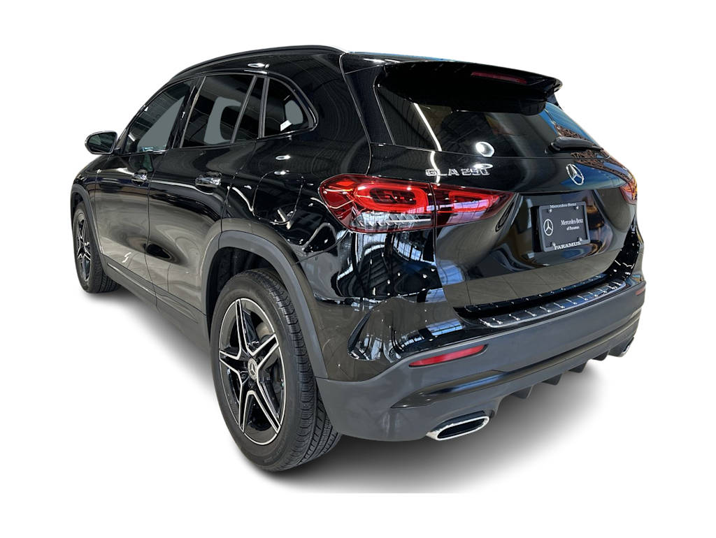 Thumbnail: 2022 Mercedes-Benz GLA - 4