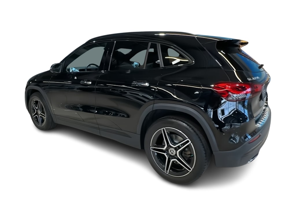 Thumbnail: 2022 Mercedes-Benz GLA - 23