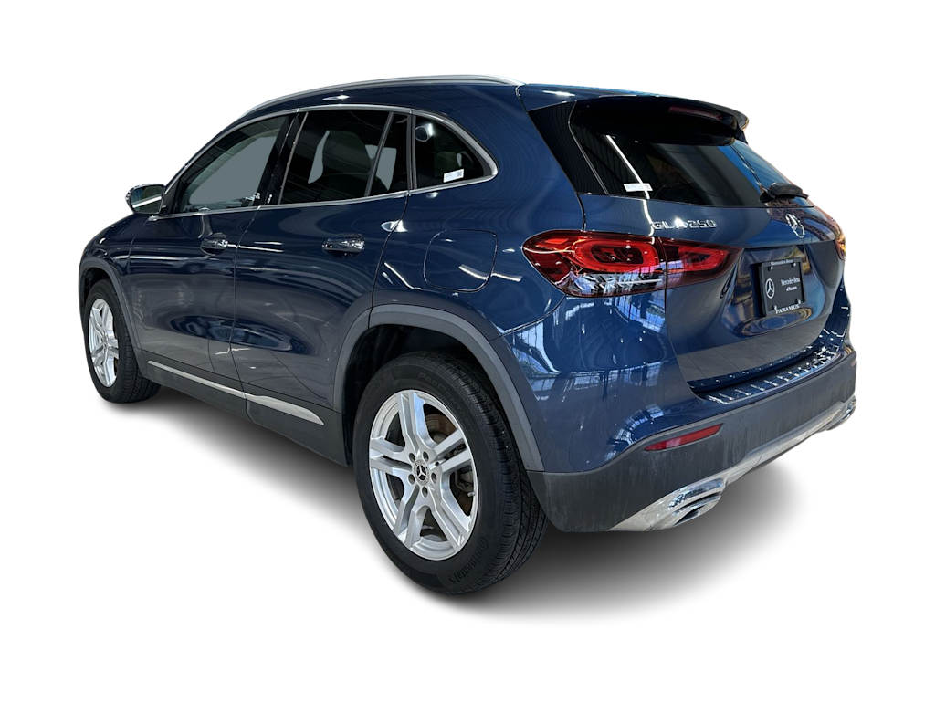 Thumbnail: 2023 Mercedes-Benz GLA - 30