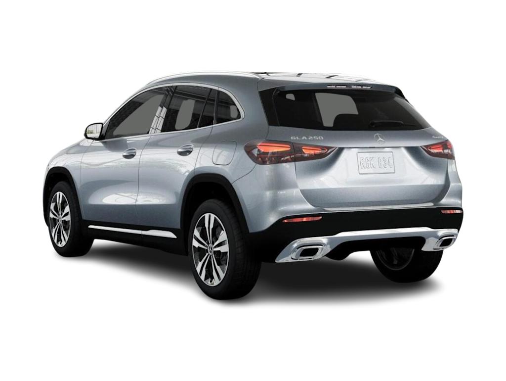 Thumbnail: 2026 Mercedes-Benz GLA - 4