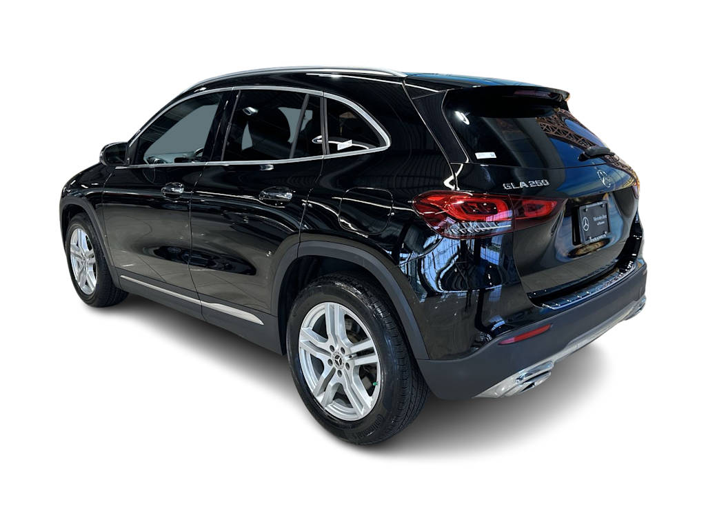 Thumbnail: 2022 Mercedes-Benz GLA - 4