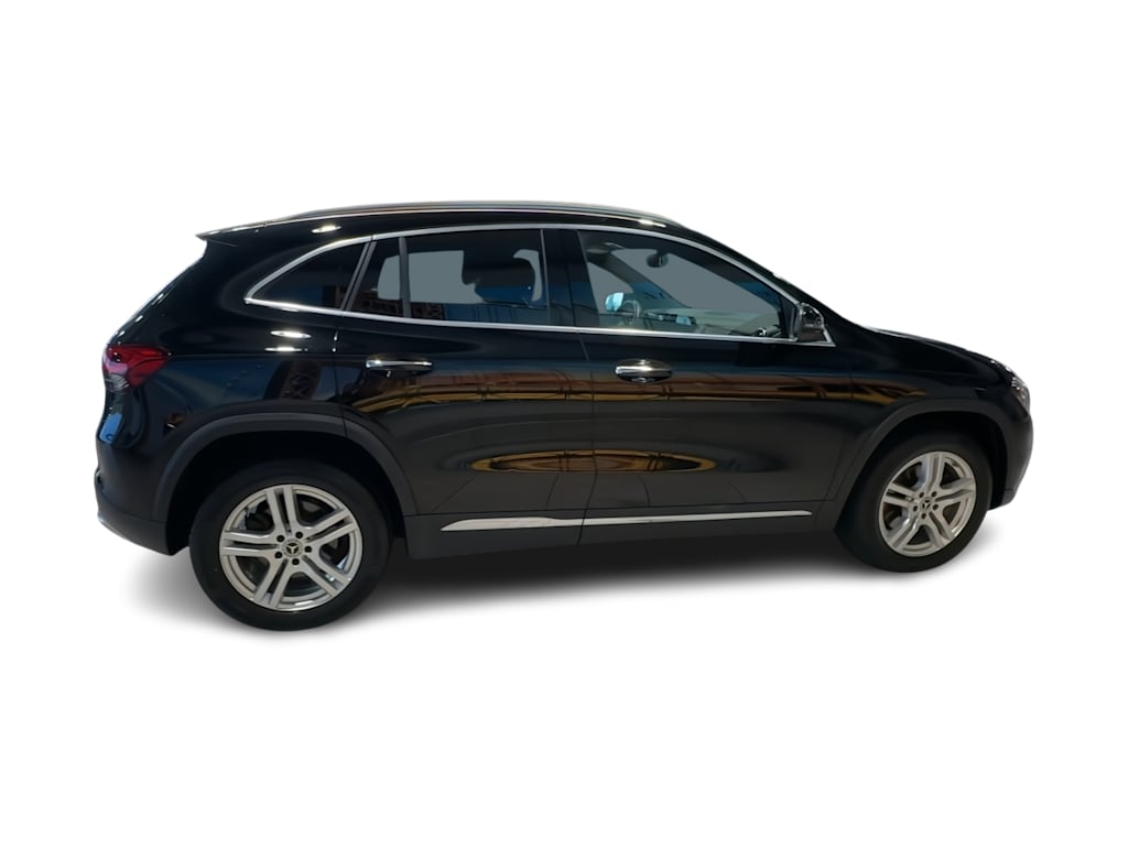 Thumbnail: 2022 Mercedes-Benz GLA - 25