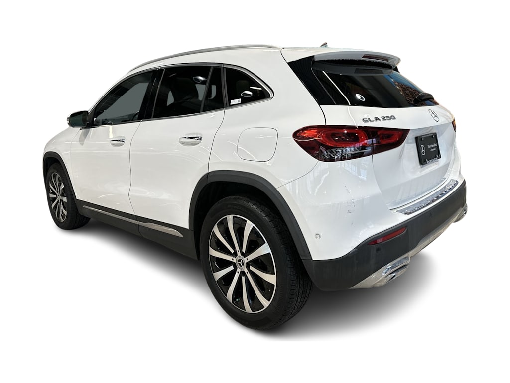 Thumbnail: 2023 Mercedes-Benz GLA - 29