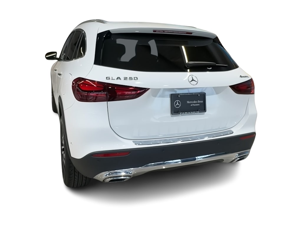 Thumbnail: 2026 Mercedes-Benz GLA - 5