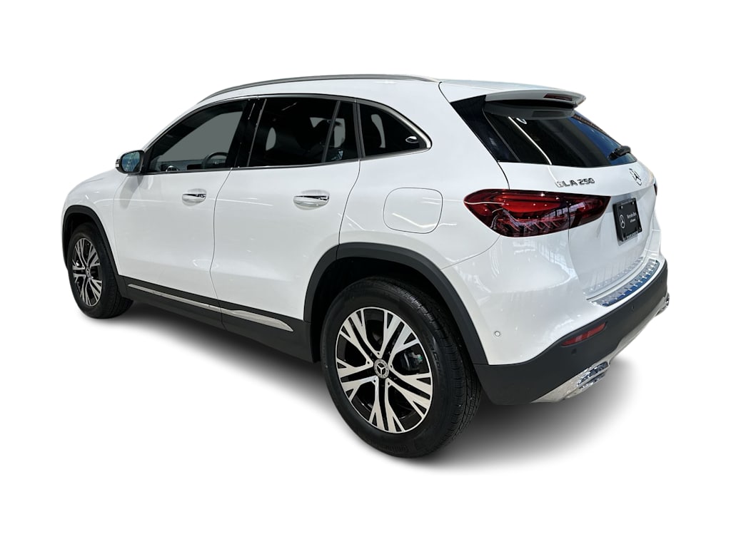 Thumbnail: 2026 Mercedes-Benz GLA - 29