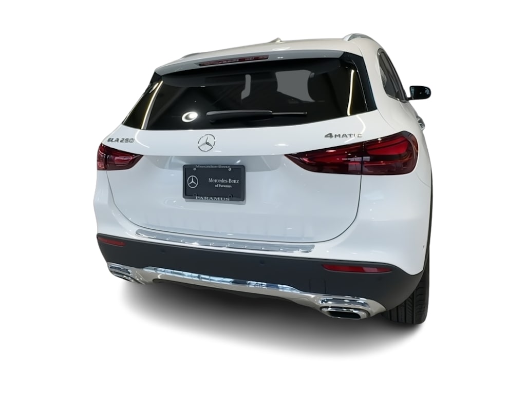 Thumbnail: 2026 Mercedes-Benz GLA - 24