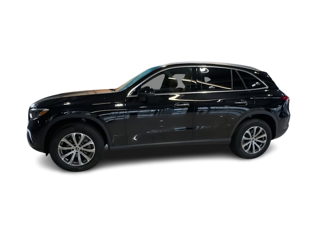 Thumbnail: 2023 Mercedes-Benz GLC - 3