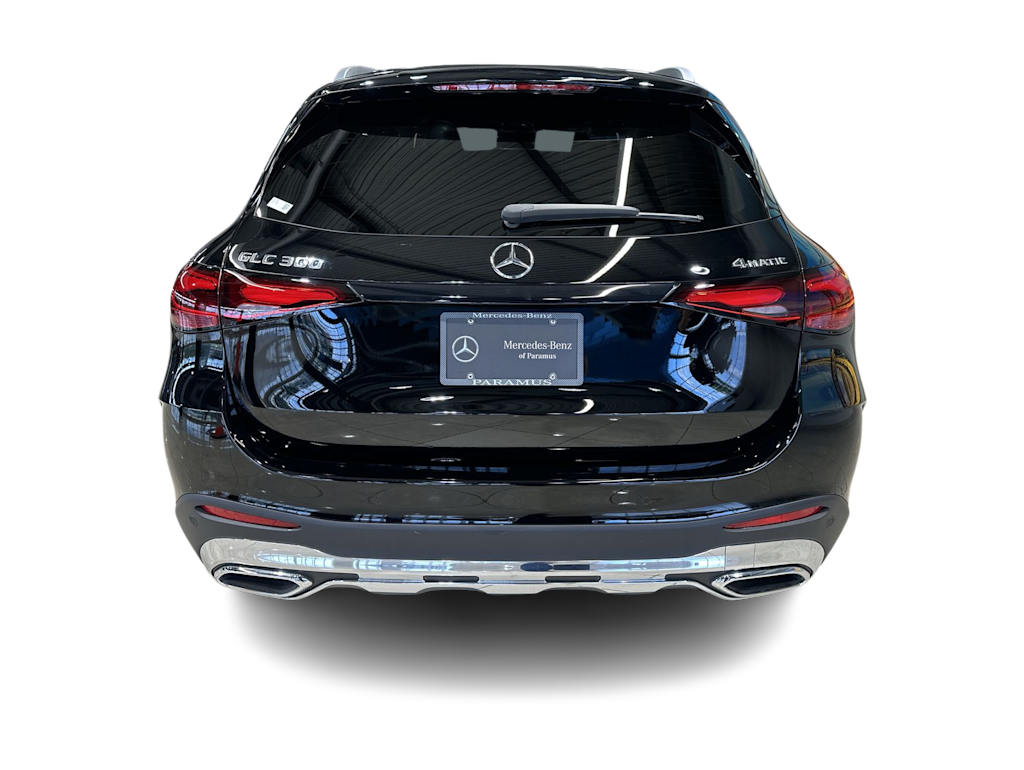 Thumbnail: 2026 Mercedes-Benz GLC - 5