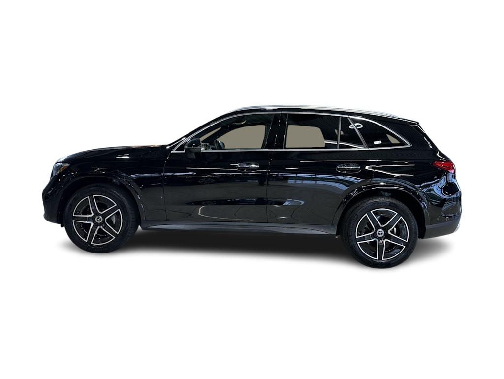 Thumbnail: 2026 Mercedes-Benz GLC - 29