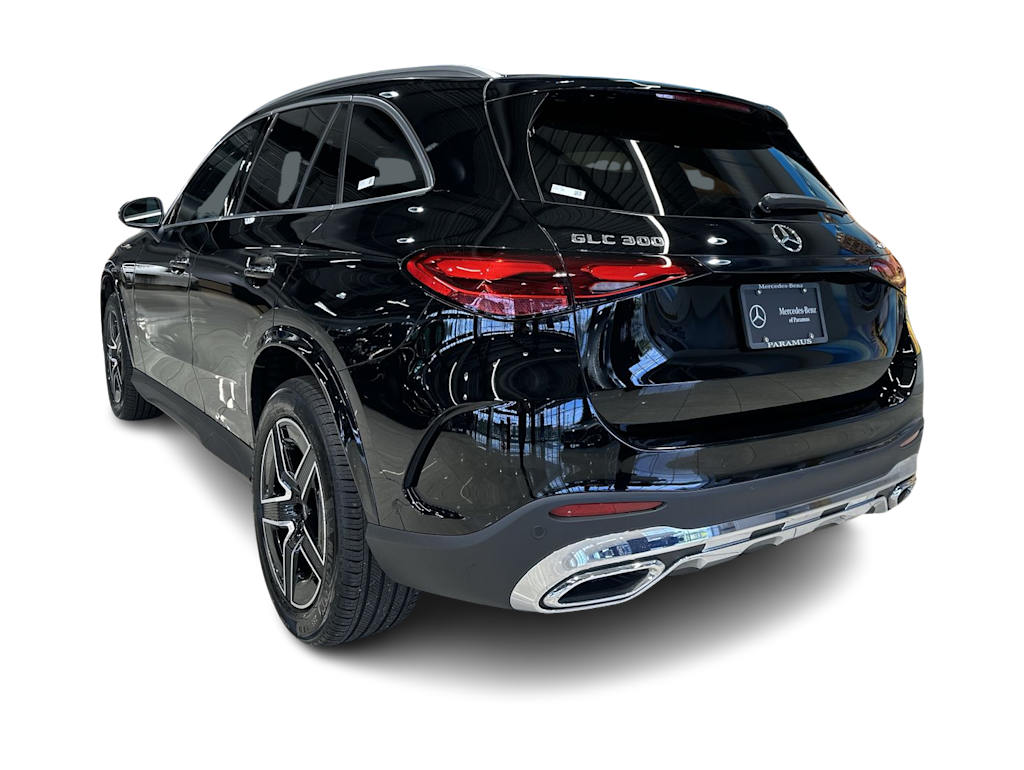 Thumbnail: 2026 Mercedes-Benz GLC - 4