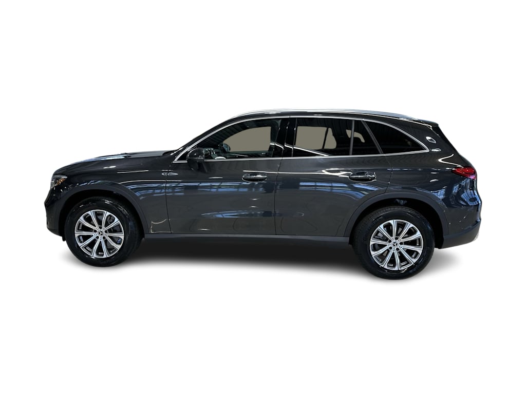 Thumbnail: 2026 Mercedes-Benz GLC - 28
