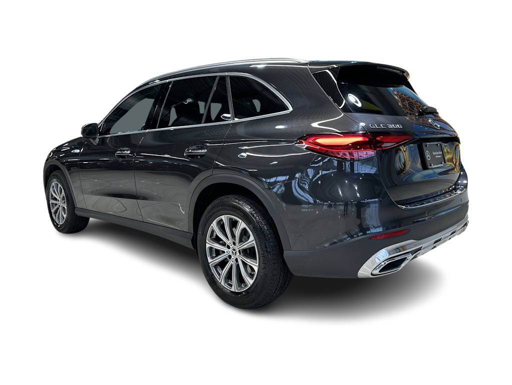 Thumbnail: 2026 Mercedes-Benz GLC - 29