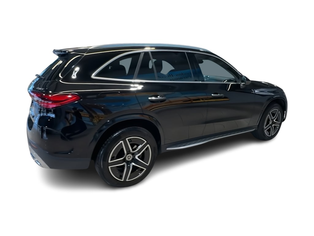 Thumbnail: 2023 Mercedes-Benz GLC - 24