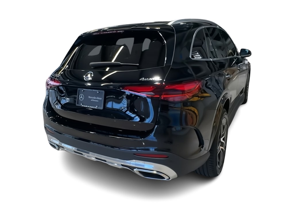 Thumbnail: 2026 Mercedes-Benz GLC - 26