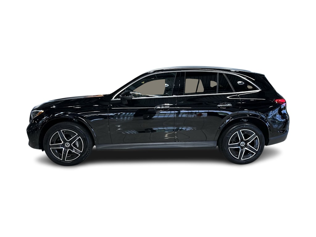 Thumbnail: 2026 Mercedes-Benz GLC - 28