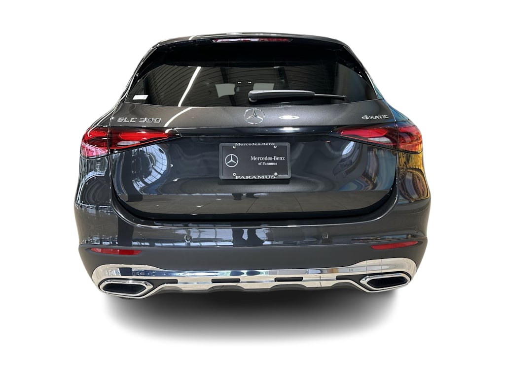Thumbnail: 2026 Mercedes-Benz GLC - 28