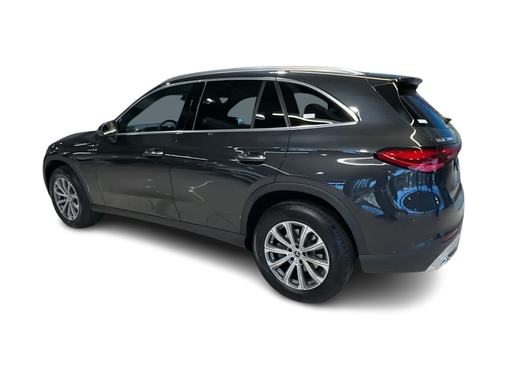 Thumbnail: 2026 Mercedes-Benz GLC - 24