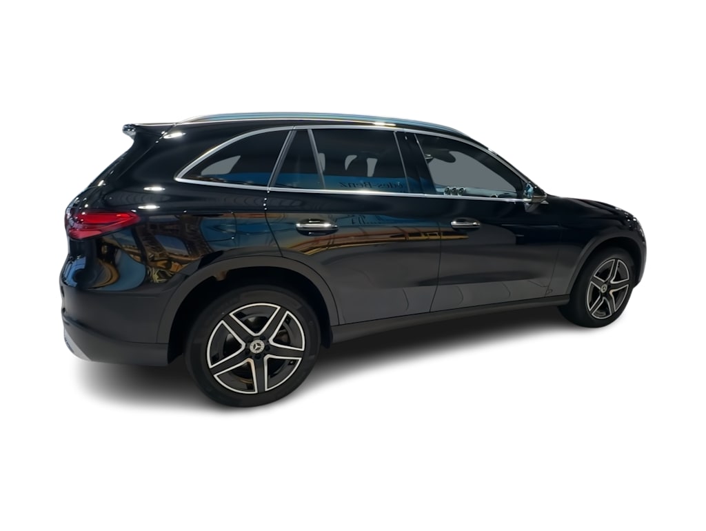 Thumbnail: 2026 Mercedes-Benz GLC - 25