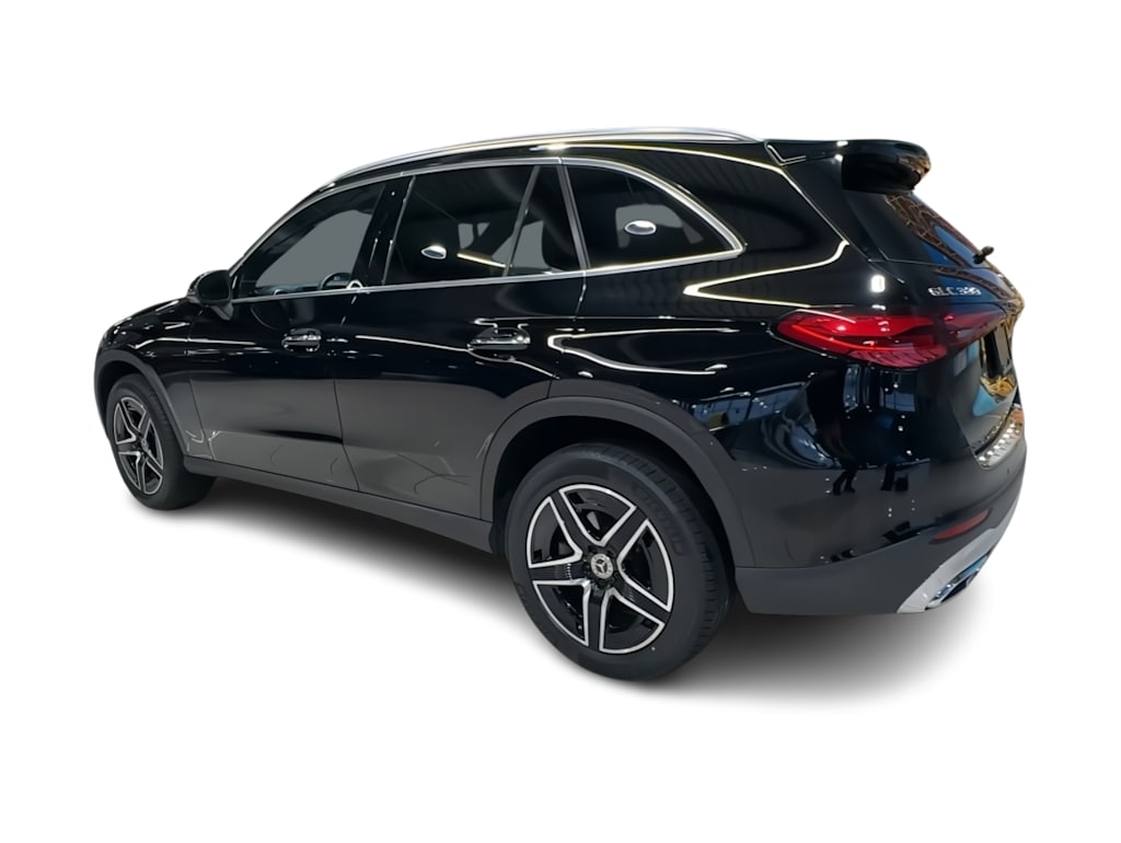 Thumbnail: 2026 Mercedes-Benz GLC - 4