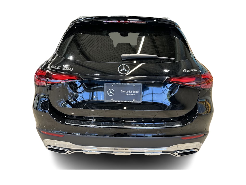 Thumbnail: 2026 Mercedes-Benz GLC - 28