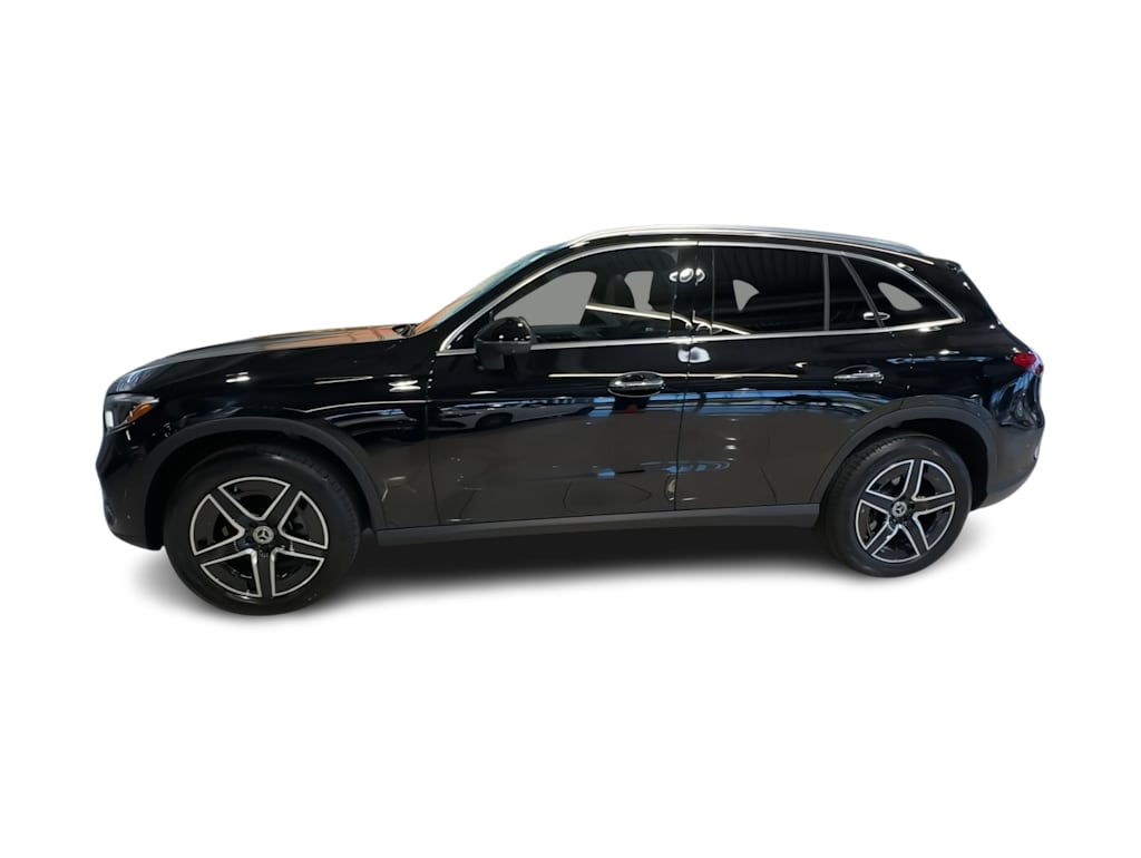 Thumbnail: 2026 Mercedes-Benz GLC - 20
