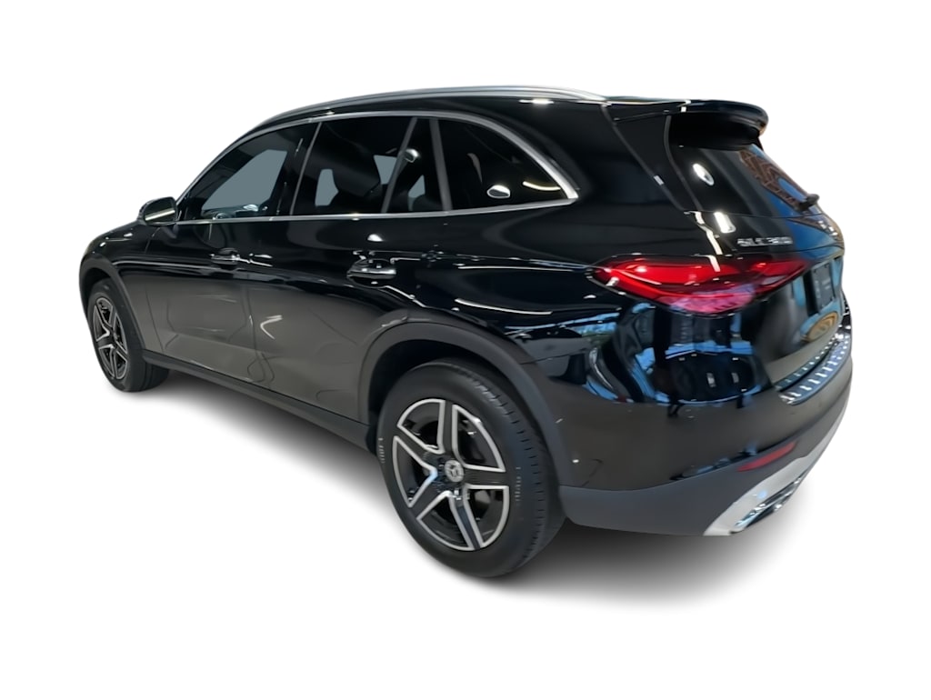 Thumbnail: 2026 Mercedes-Benz GLC - 4