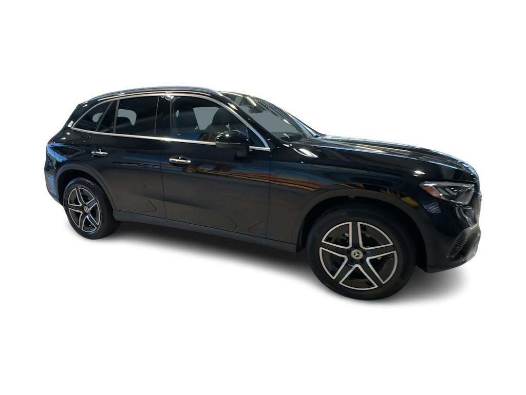 Thumbnail: 2026 Mercedes-Benz GLC - 25