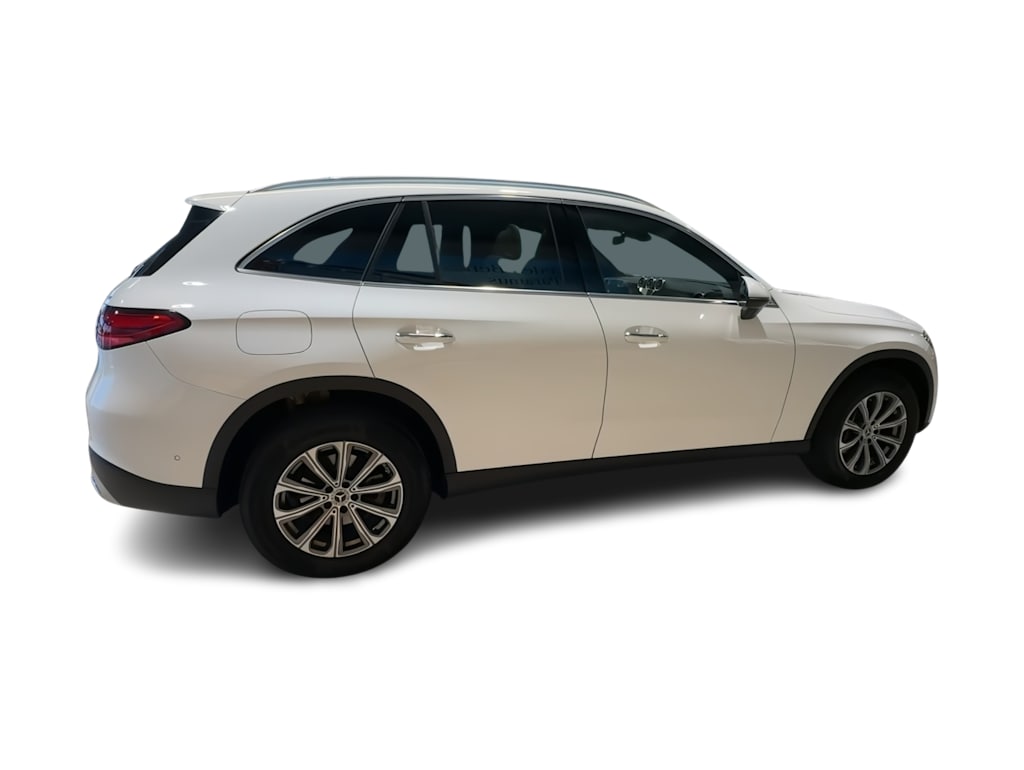 Thumbnail: 2026 Mercedes-Benz GLC - 26