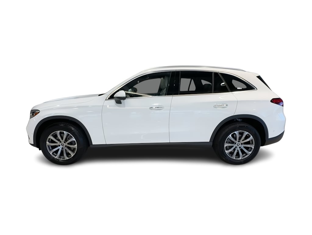 Thumbnail: 2026 Mercedes-Benz GLC - 22