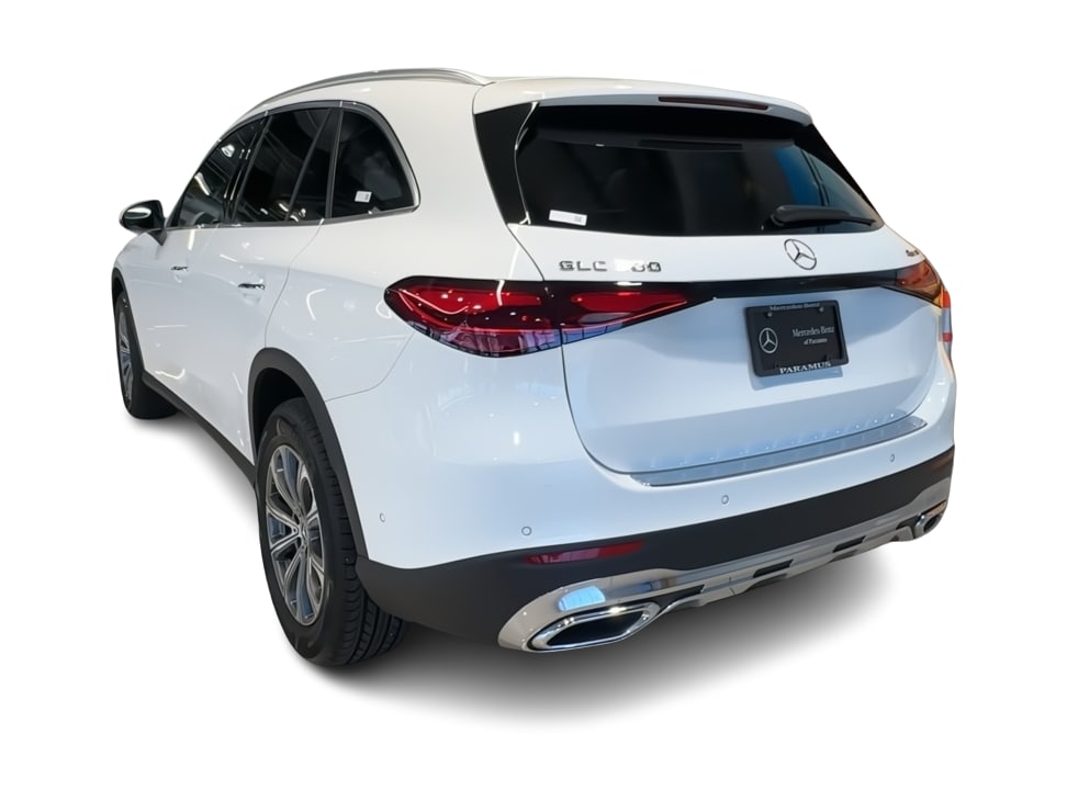 Thumbnail: 2026 Mercedes-Benz GLC - 4