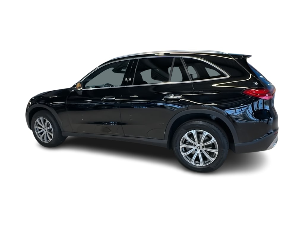 Thumbnail: 2026 Mercedes-Benz GLC - 23