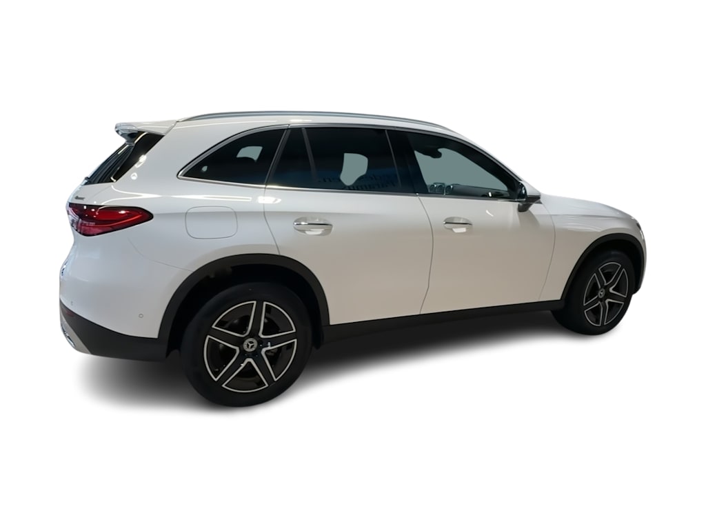 Thumbnail: 2026 Mercedes-Benz GLC - 23