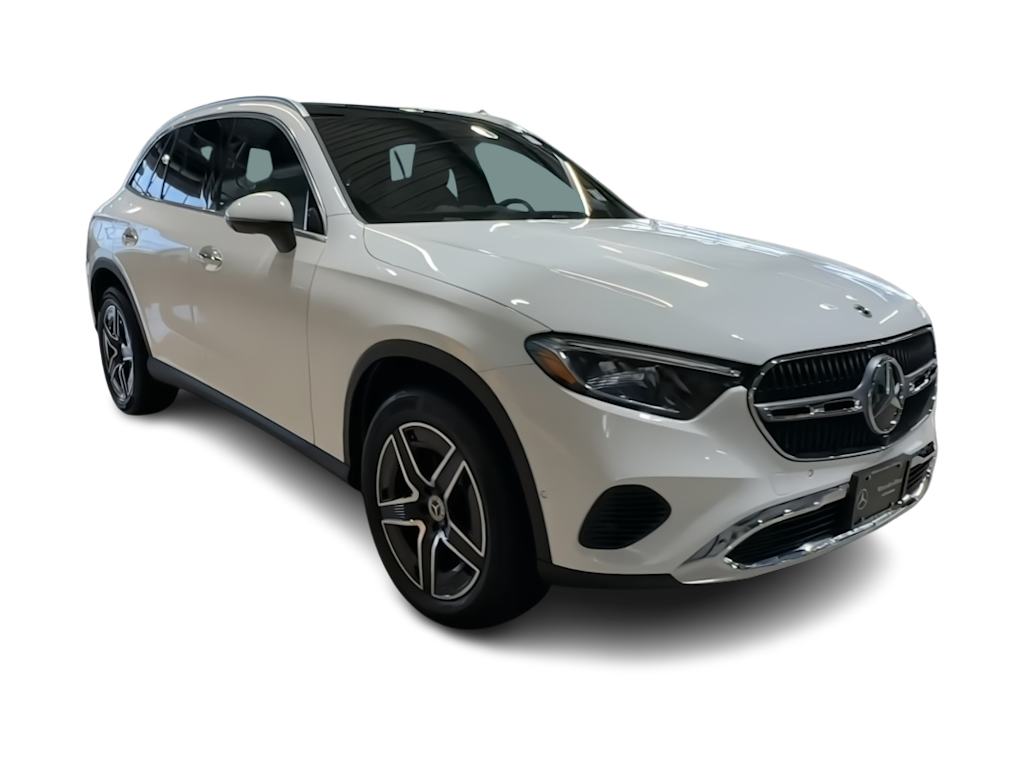 Thumbnail: 2026 Mercedes-Benz GLC - 18