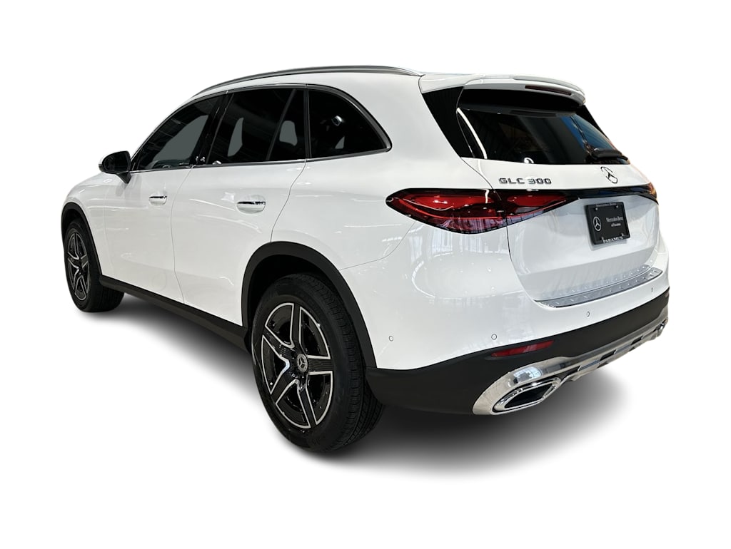 Thumbnail: 2026 Mercedes-Benz GLC - 27