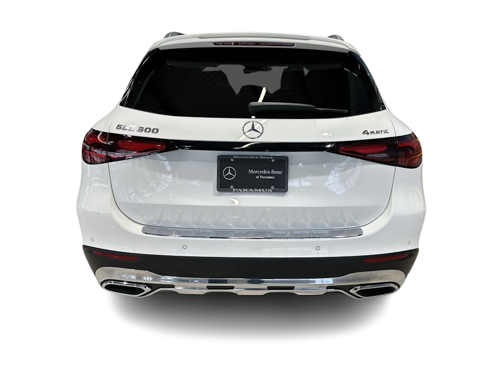 Thumbnail: 2026 Mercedes-Benz GLC - 28