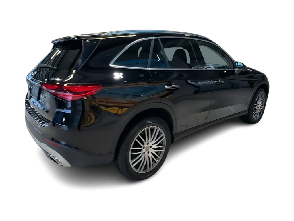 Thumbnail: 2023 Mercedes-Benz GLC - 24