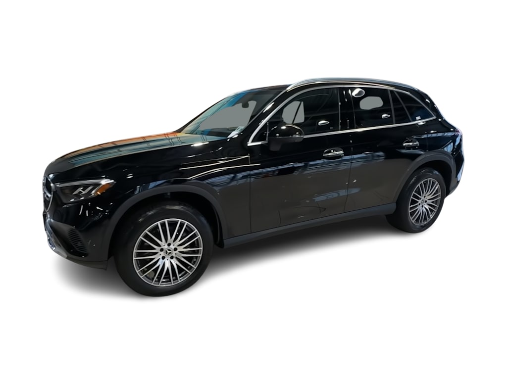 Thumbnail: 2023 Mercedes-Benz GLC - 3