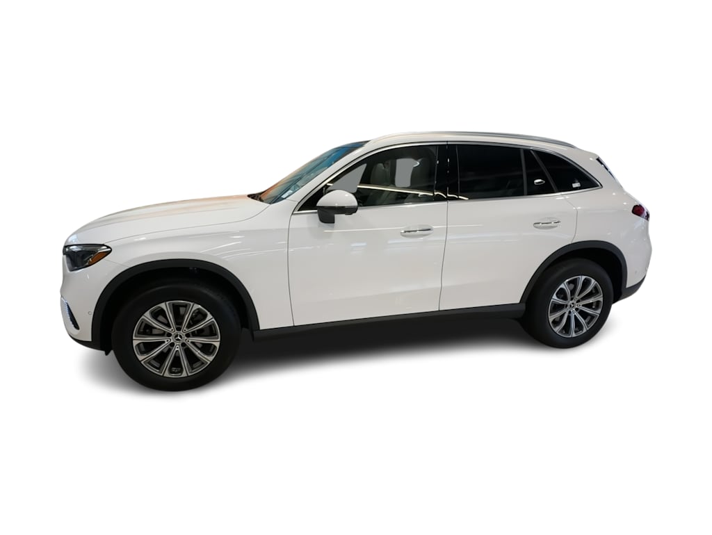 Thumbnail: 2025 Mercedes-Benz GLC - 3