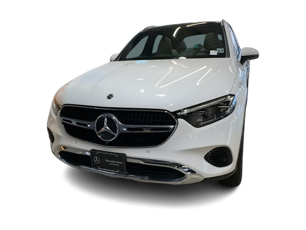 Thumbnail: 2025 Mercedes-Benz GLC - 21