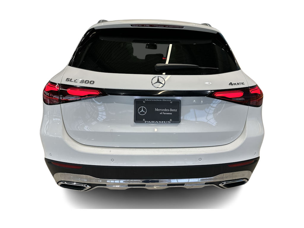 Thumbnail: 2025 Mercedes-Benz GLC - 30
