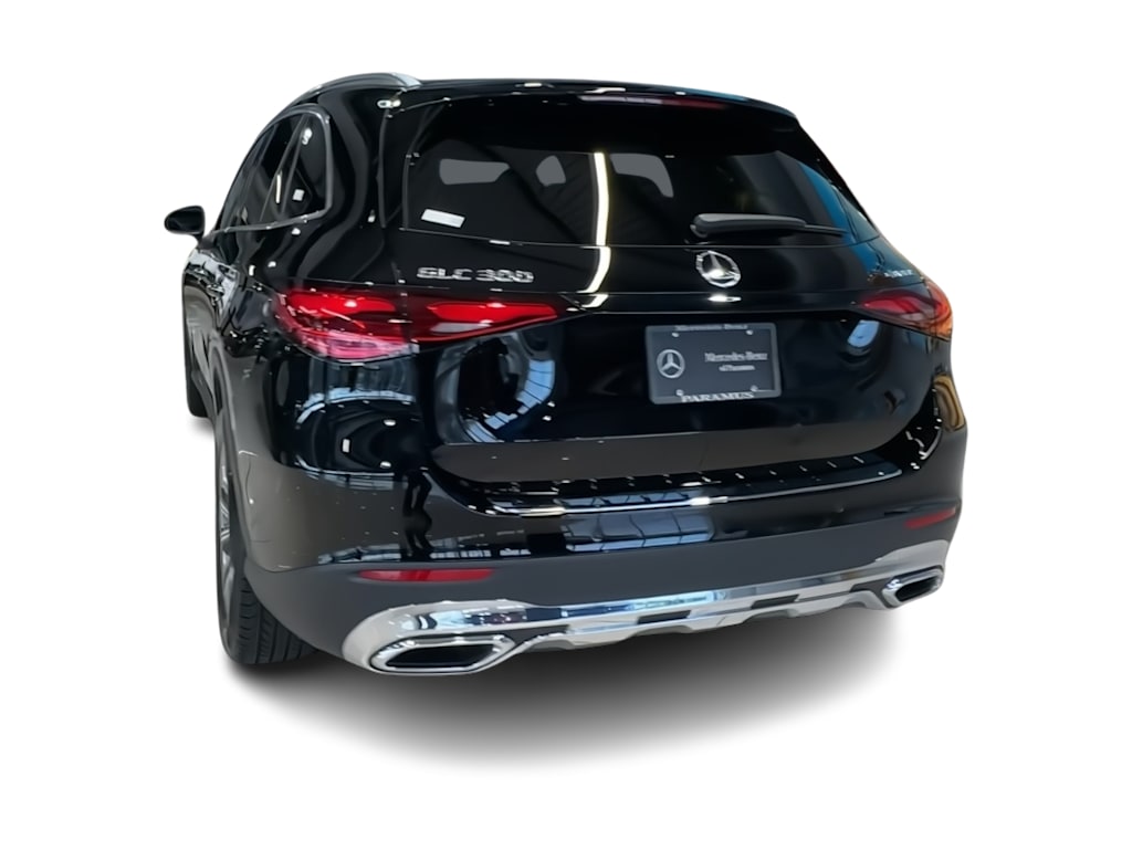 Thumbnail: 2026 Mercedes-Benz GLC - 23