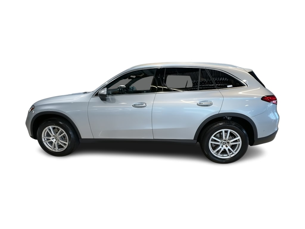 Thumbnail: 2023 Mercedes-Benz GLC - 21