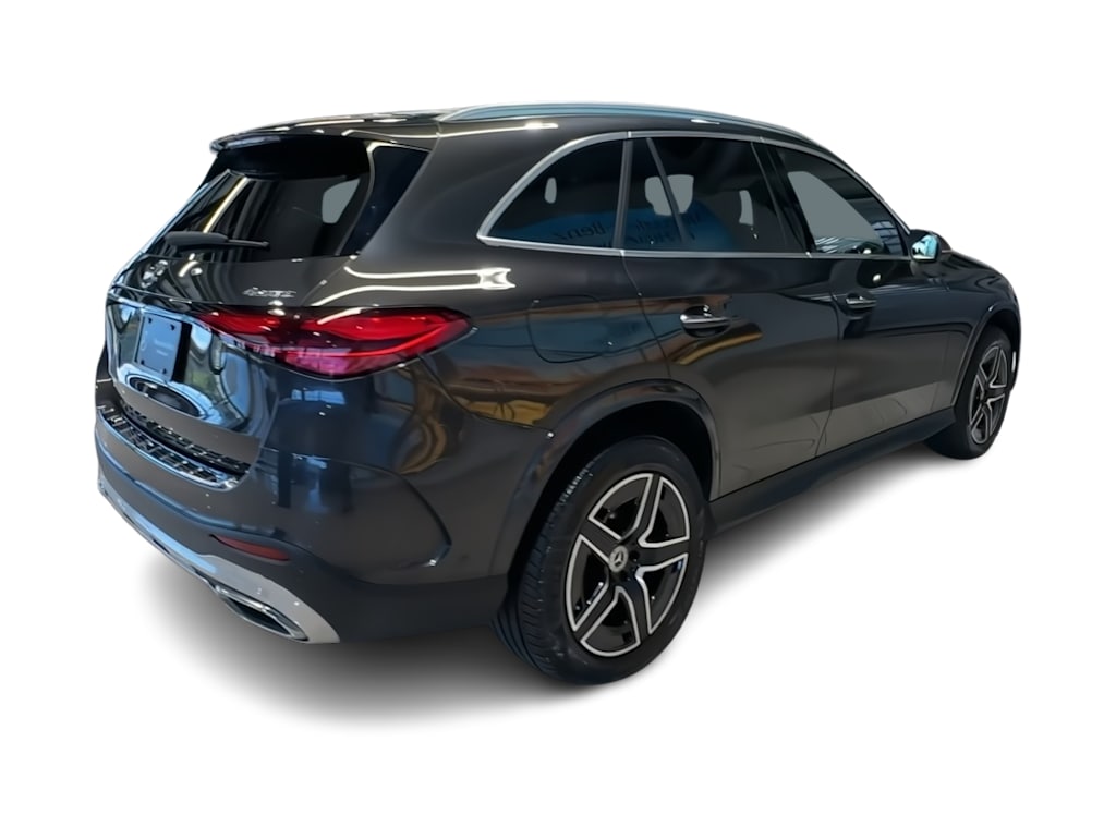 Thumbnail: 2023 Mercedes-Benz GLC - 26
