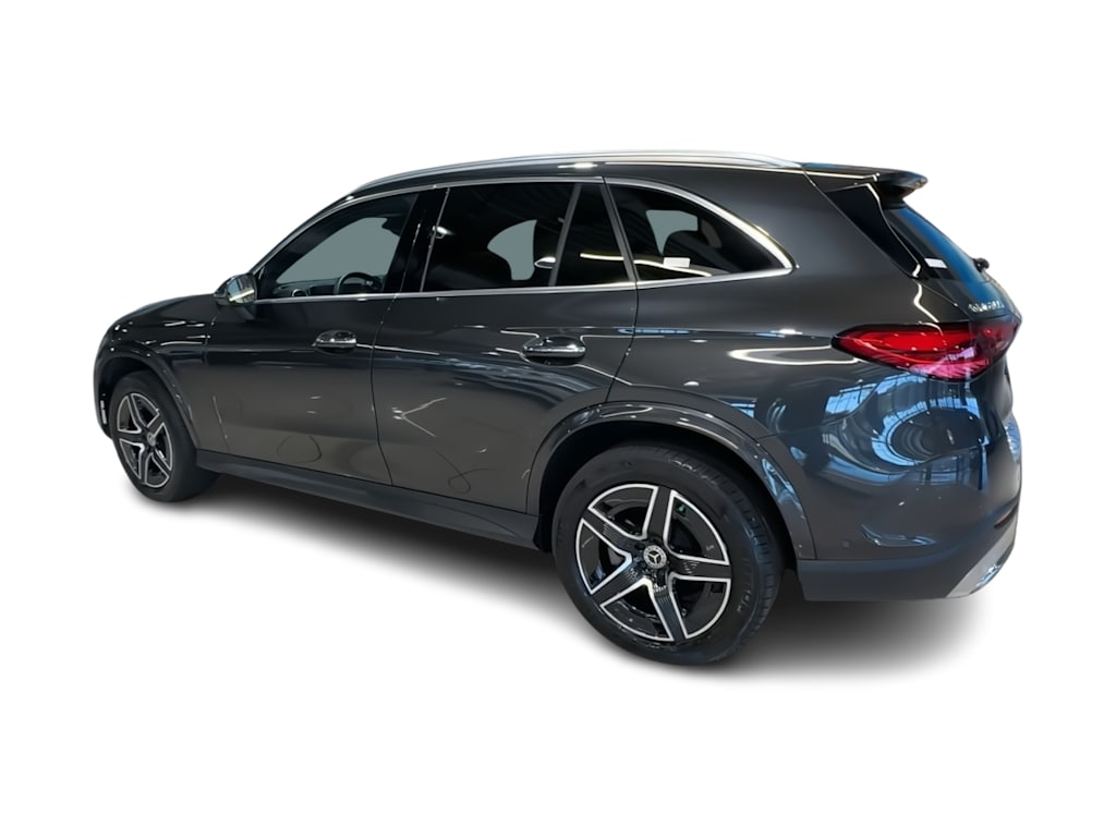 Thumbnail: 2023 Mercedes-Benz GLC - 23