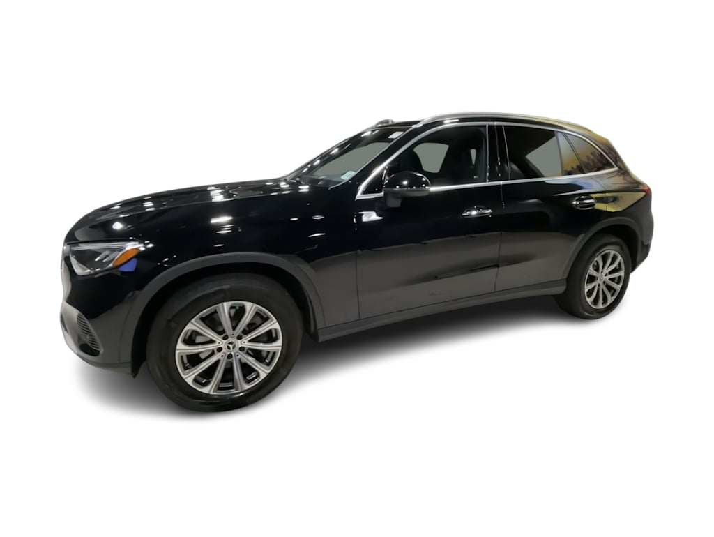 Thumbnail: 2025 Mercedes-Benz GLC - 3